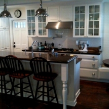 Traditional Kitchen Cabinets In Malibu CA