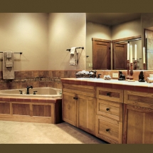 Custom Bath Cabinet Design